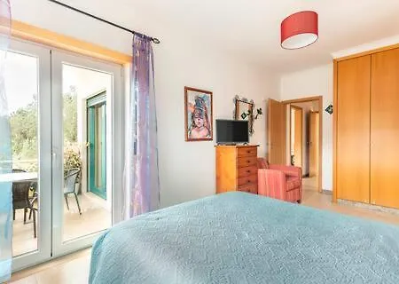 ホームステイ Beco Do Patalugo